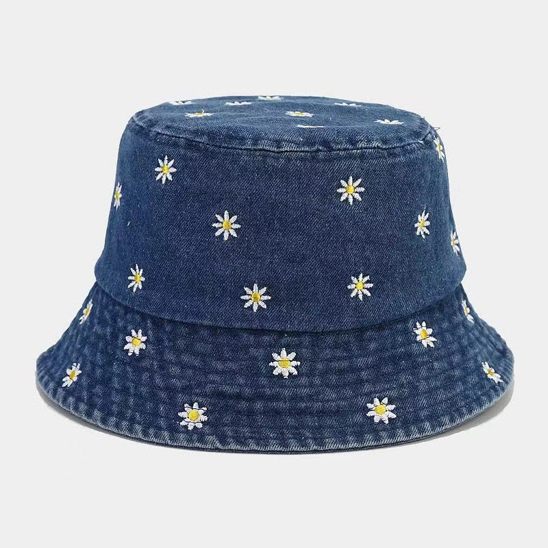 Little Daisy Embroidered Fisherman Hat for Women in Spring and Summer Fashion Versatile Sunshade and Sunscreen Show Small Face