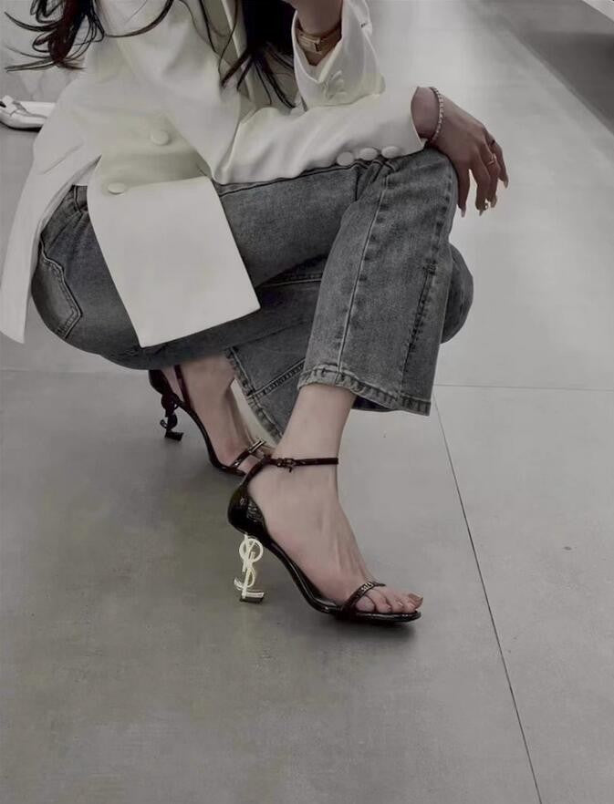 Women's summer new luxury brand designer sexy pointed high heels 2025 elegant slip-on party dress women's sandals Zapatos