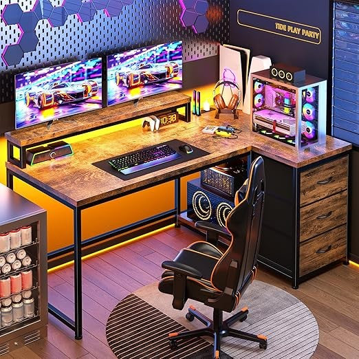 Mesa Gamer em L com Luzes de LED e Tomada, Mesa de Canto de 122 cm com Gavetas, Mesa de Escritório Reversível com Monit