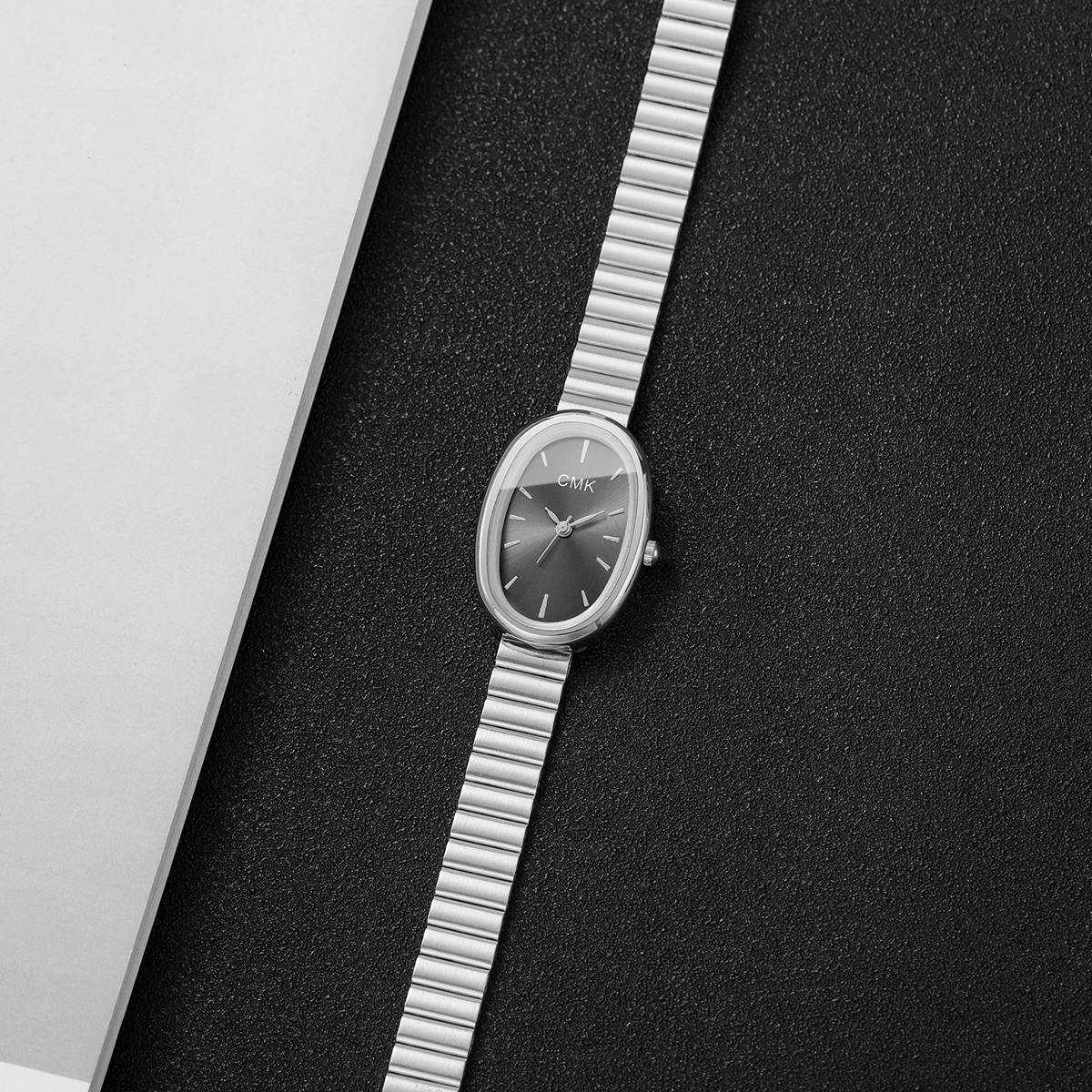 Fashion Oval Dial Women Watches Ultra-thin Strap Analog Quartz Wristwatch Girls Clock Reloj Mujer?Without Box?