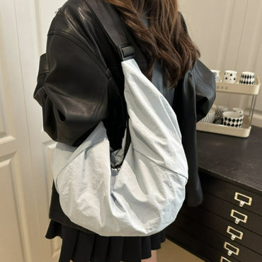 Large Capacity Simple Shoulder Bags Comfortable and Versatile Texture Crossbody Bags for Women Men Fashion Casual Storage Bags