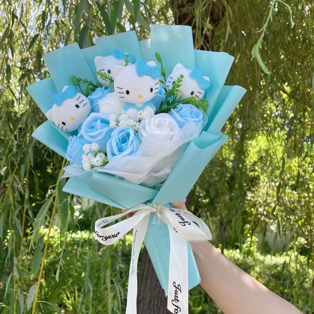 Bonecos de Vinil de Desenho Animado Figuras de Ação Com Flor Artificial Buquê Criativo Presentes de Aniversário de Natal Dia dos Namorados