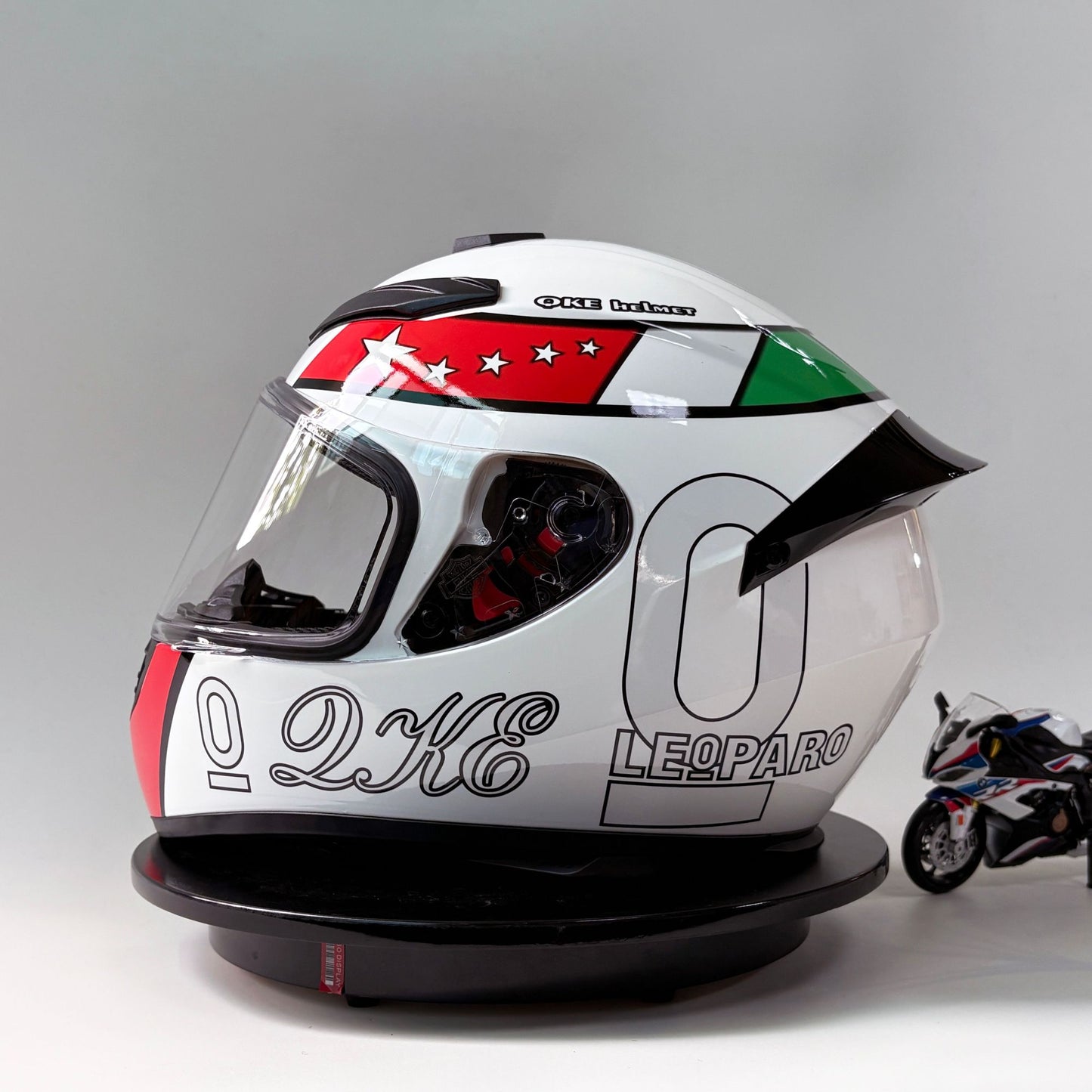 DOT Certified Full Face Motorcycle Helmet for Men And Women Anti-Fog Racing Style Couples Motorcycle Helmet