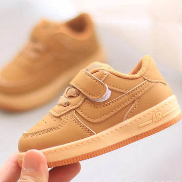 Children's Fashion Sneakers New Kids White Non-slip Casual Shoes Boys Girls Breathable Sneakers Toddler Outdoor Sports Shoes