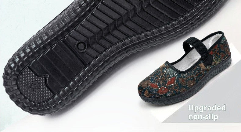 2025 New Women's cloth Shoes Soft soled comfort grandma footwear Casual lightweight lazy flats Ladies breathable non slip shoes