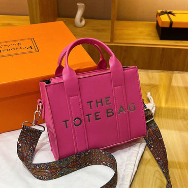 New printed letter tote bag, niche design handbag, European and American fashion crossbody bag, retro shoulder bag