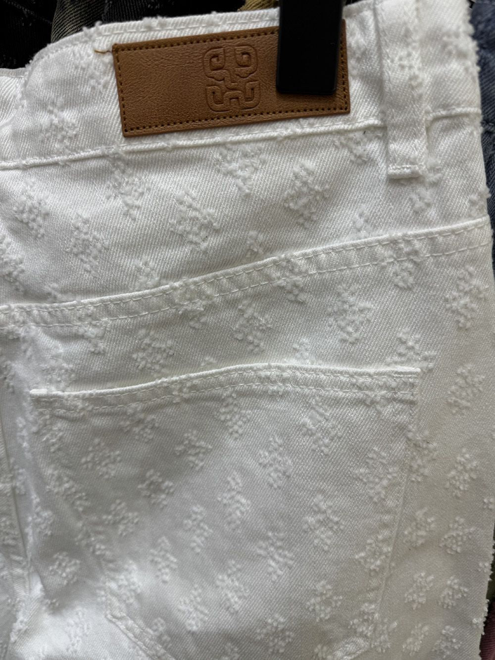 New Summer Men Distressed Short Jeans Vintage Jacquard Straight Leg Men's Denim Shorts Pants