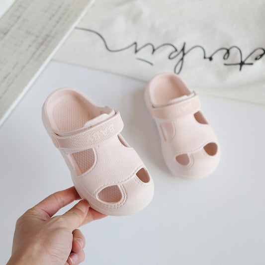 New Summer Children Shoes Non-Slip Slippers Baby Outdoor Fashion Hole Beach Sandals Slippers for Girl Boy Beach Children's Shoes