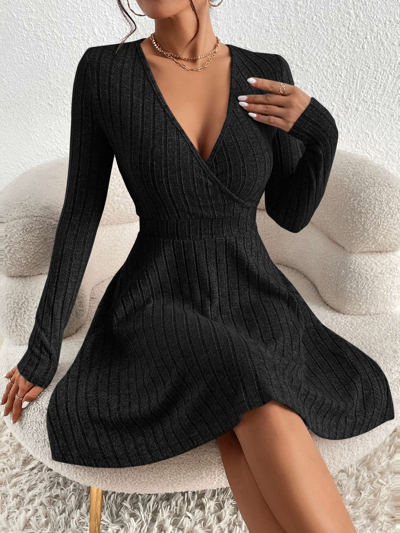 New for autumn/Winter 2024 Women Knit Slim Sexy Bodycon Dress V-Neck Long Sleeve