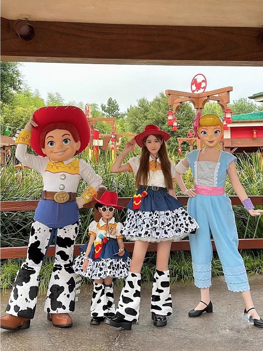 une 1st DayToy Woody, Jessie, and Buzz Lightyear Cosplay Dresses, Halloween Carnival Stage Performance Costumes, Lolita