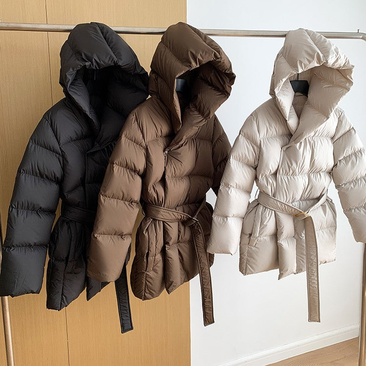 2025 Winter Women's Down Jackets Ultra Light Warm Cusual Coat Female Puffer Jacket With Belt Plus Size Hooded Short Parka