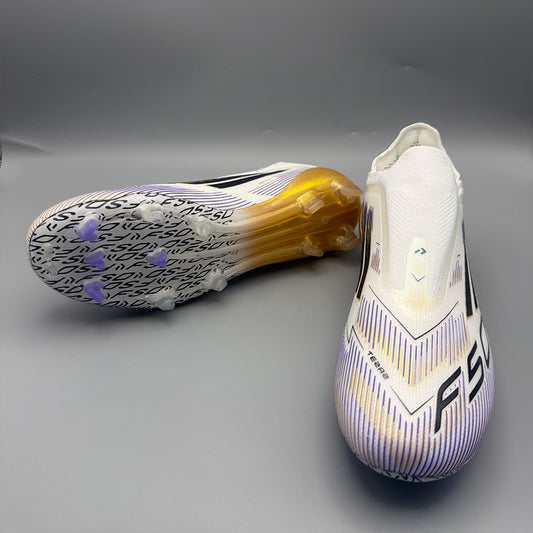 Football Field Boots Professional Non Slip Soccer Shoes Training Society Cleats Football Shoes SLIP-ON Laceless