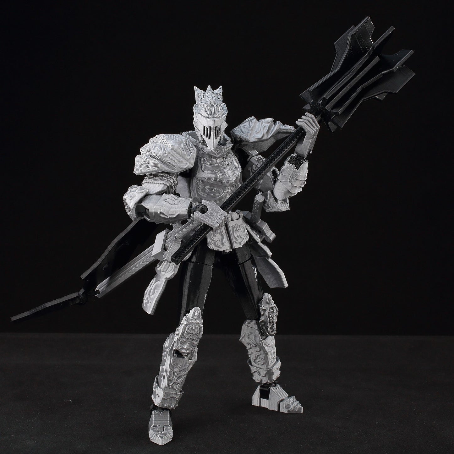 ?9L3D Lucky13 Cavaleiro Armadura Prateada Boneco Articulado Dummy13 com Arma Tripla T13 Brinquedo Colecionável Articulado Impresso em 3D Titan13?