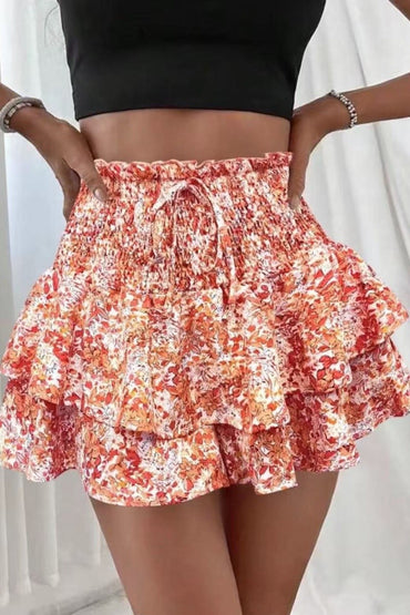 Spring and summer new small floral fashion women's shorts with a drape effect, versatile casual skirt pants.