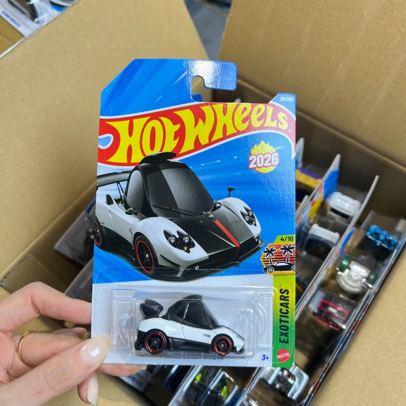 Original Hot Wheels 2026 B 1/64 Mainline Series Case Mclaren Bugatti Porsche Ferrari Collectible Car Toy Diecast Vehicle C4982