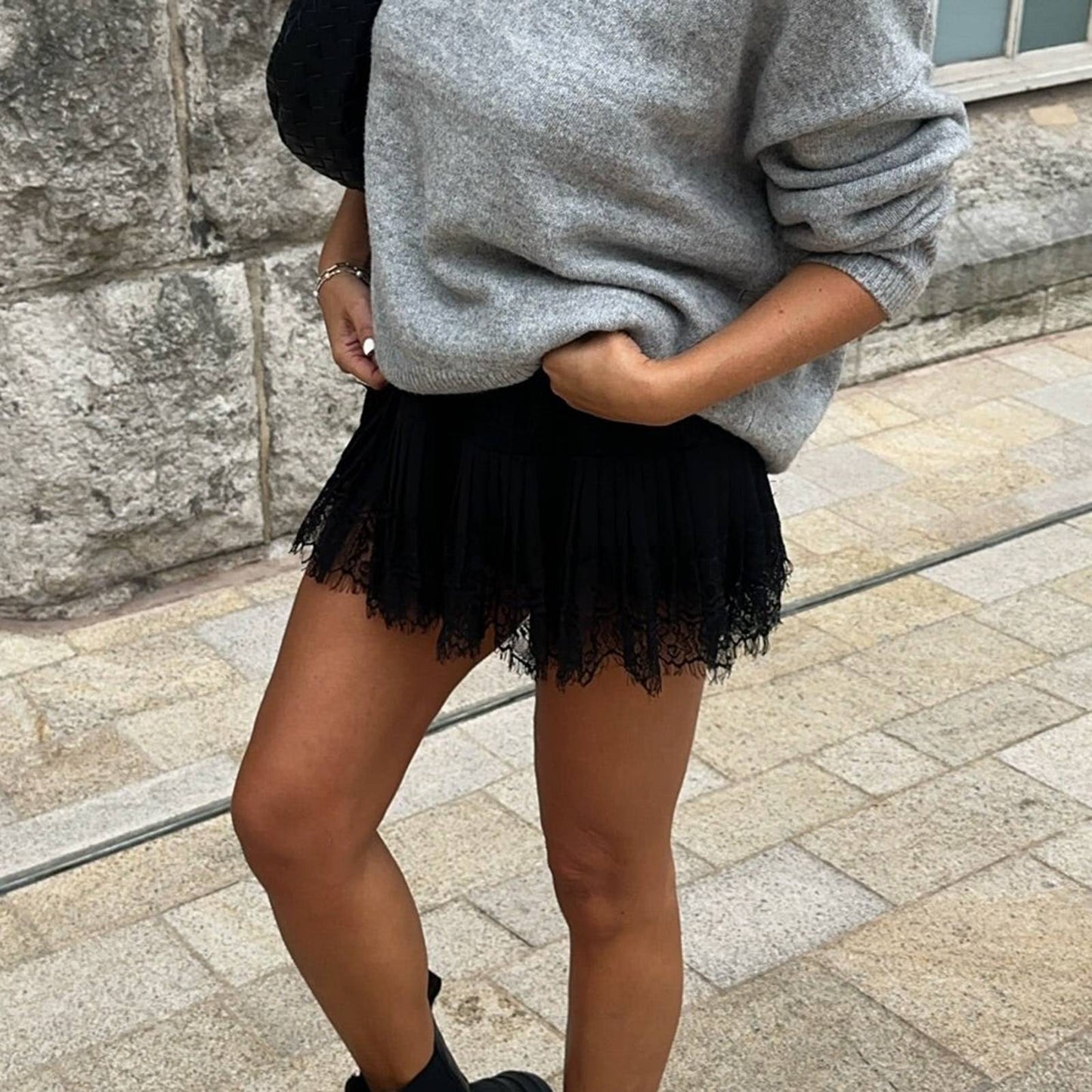 Fashion High Waist Pleated Mini Skirt Chic Ladies Lace Skirt Classic Women Vinta