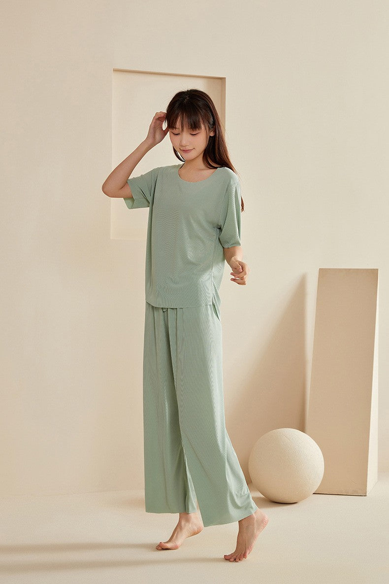 Super Thin Pajamas Suit Women Men Summer Ice Silk Cool Short-sleeved O-Neck Sleepwear Male Female Classic Simple Loungewear Suit