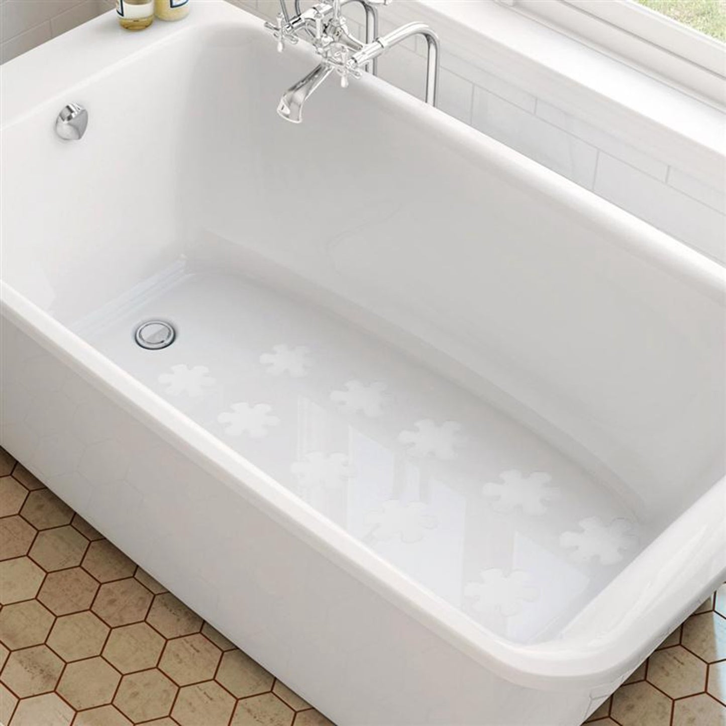 Non-Slip Bathtub Stickers Safety Bathroom Tubs Showers Treads Adhesive Decals Pure White Snowflake Shaped Bathroom Anti slip sti