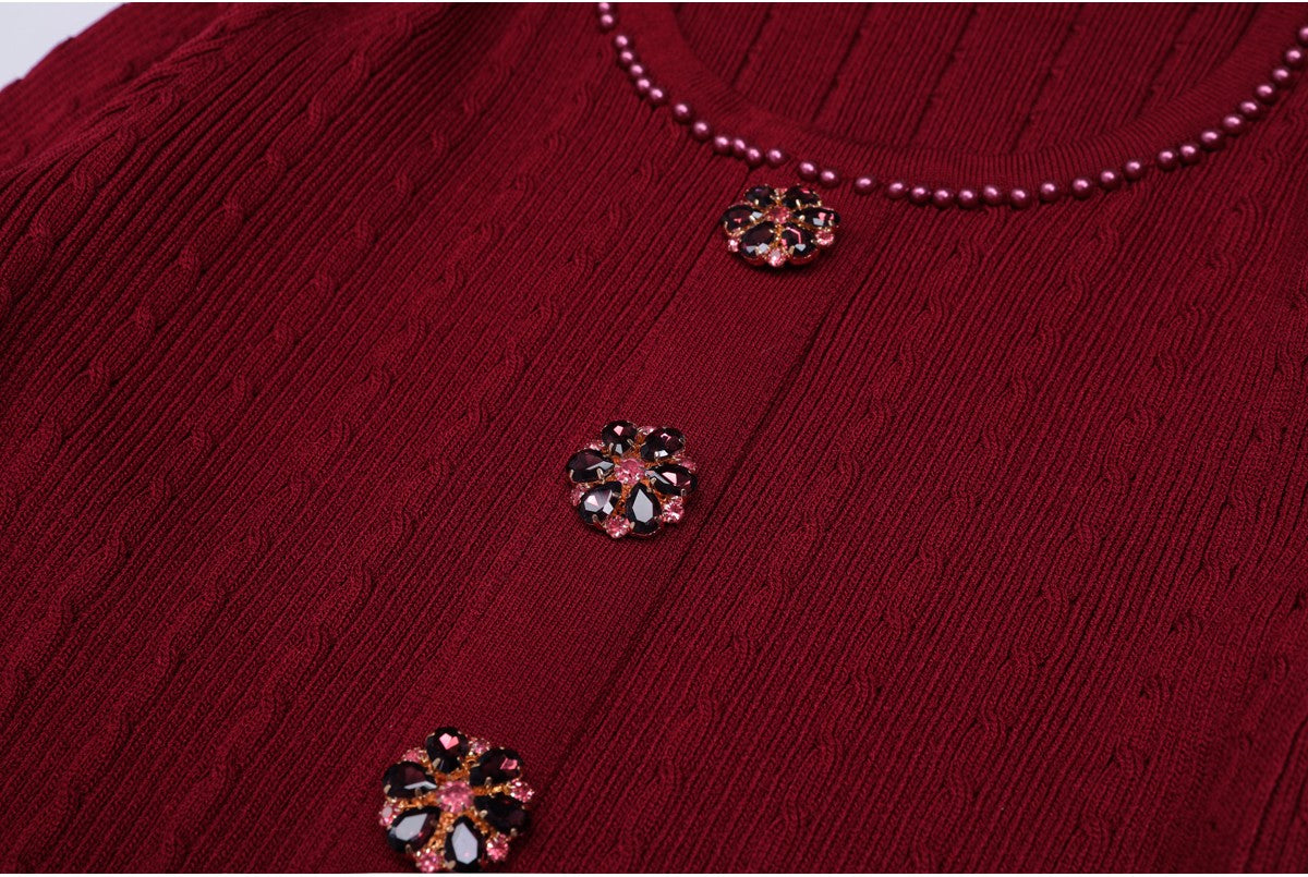 High Quality Spring And Autumn New Fashion Knitted Heavy Industry Pearl Slim Fit And Slimming Round Neck Long Sleeved Dress