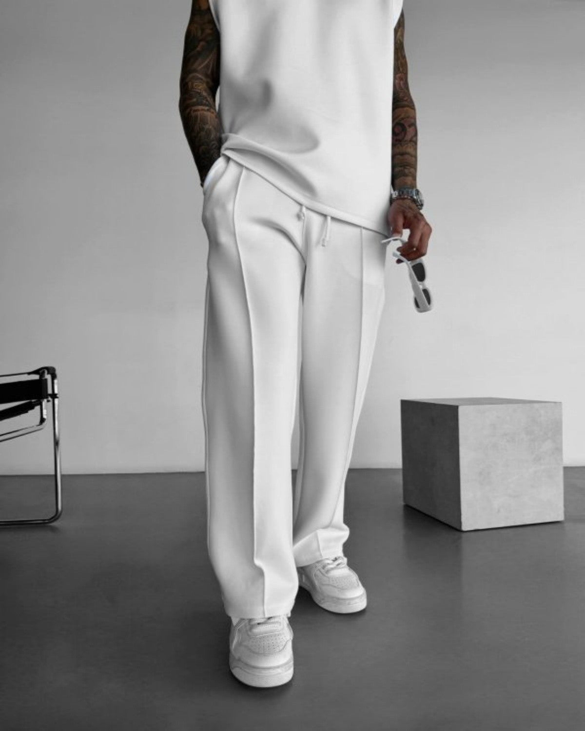 2025 Spring and summer men's new four seasons loose straight tube sports casual pants comfortable suit pants drawstring waistban
