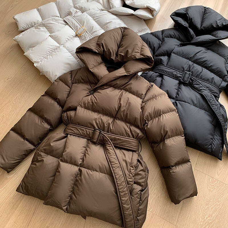 2025 Winter Women's Down Jackets Ultra Light Warm Cusual Coat Female Puffer Jacket With Belt Plus Size Hooded Short Parka