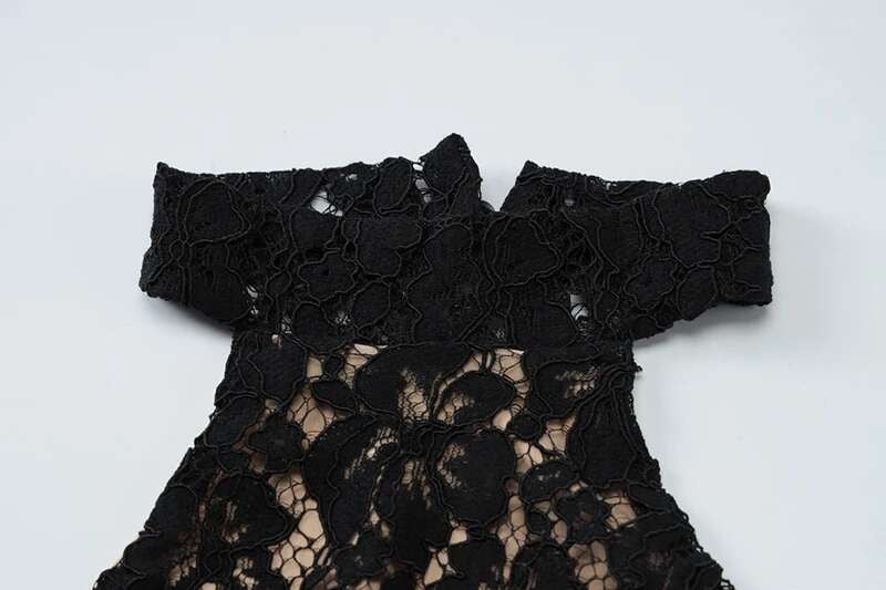 Mozision Lace Halter Backless Sexy Maxi Dress For Women Black Off-shoulder Strap