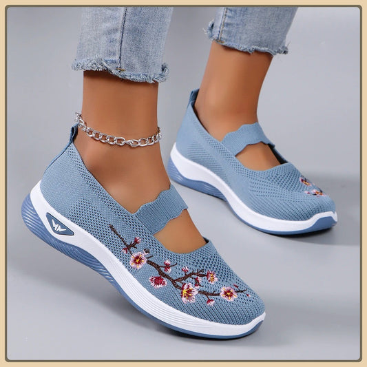 Women's Summer Casual Sneakers - Breathable Mesh Flats for All-Day Comfort