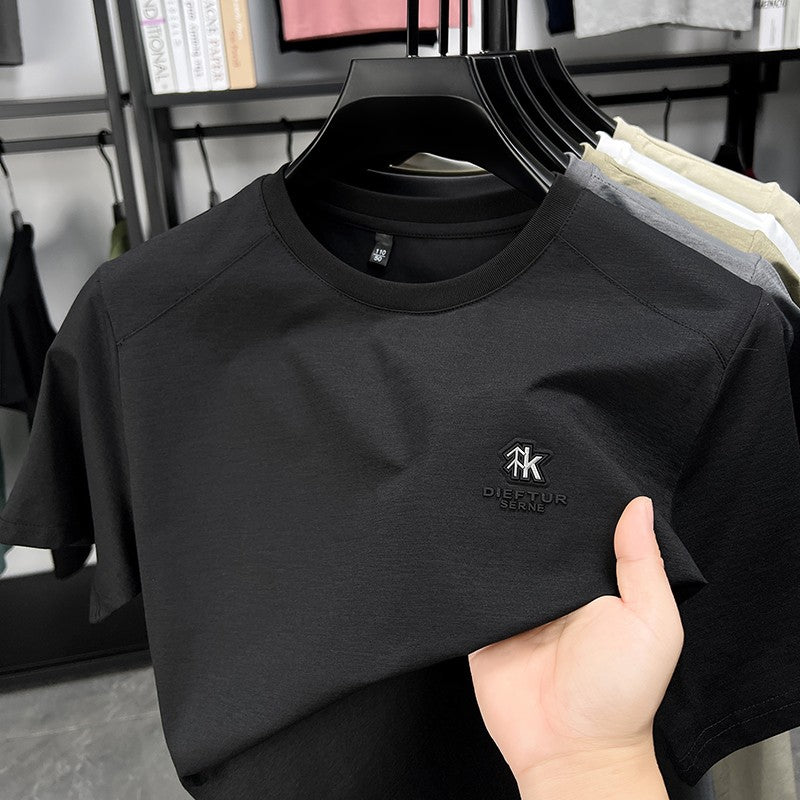2025 New Men's Korean Style Fashion Badge Short Sleeved Sleeve Round Neck T-shirt Casual and Comfortable Summer Versatile Top