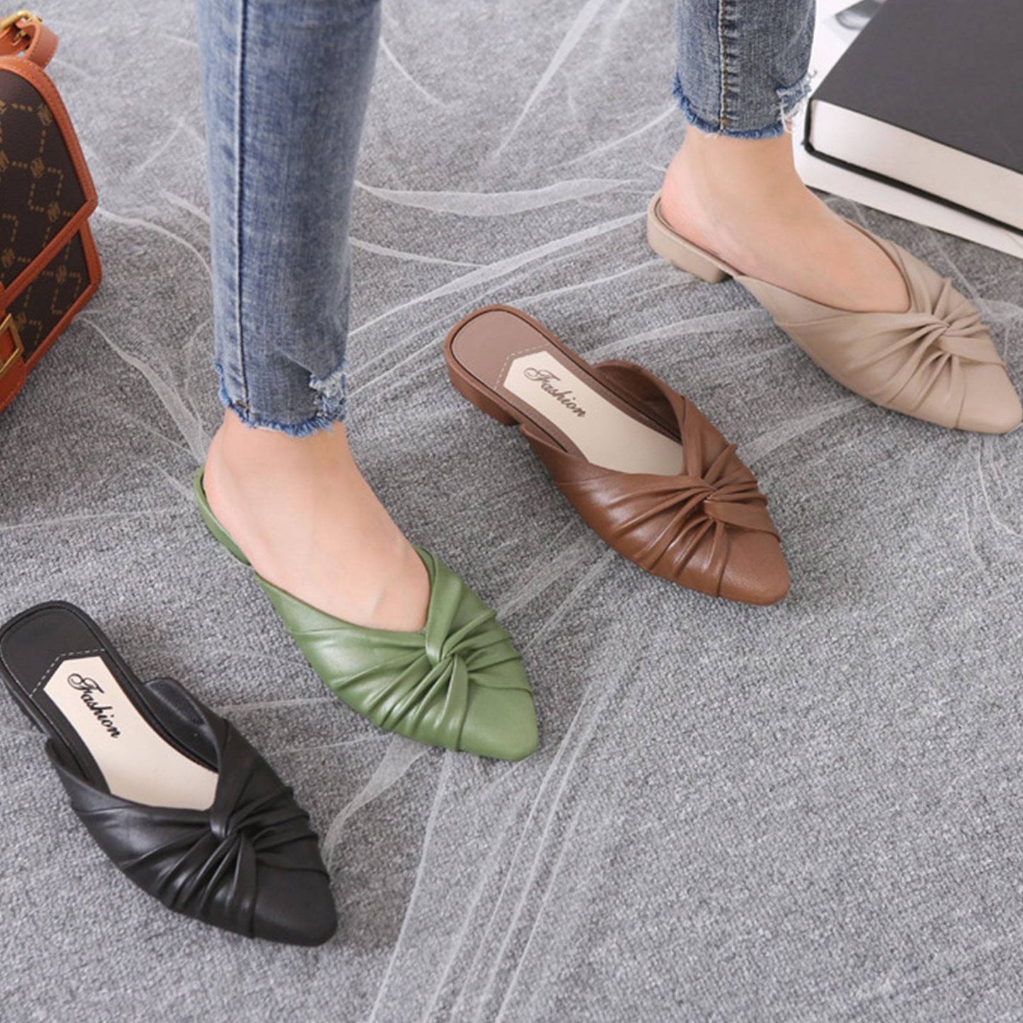 Women's Summer New PVC Fashion Pointy Solid Color Daily Casual Indoor And Outdoor Sandals Beach Flip-flops Low Heel Sandals