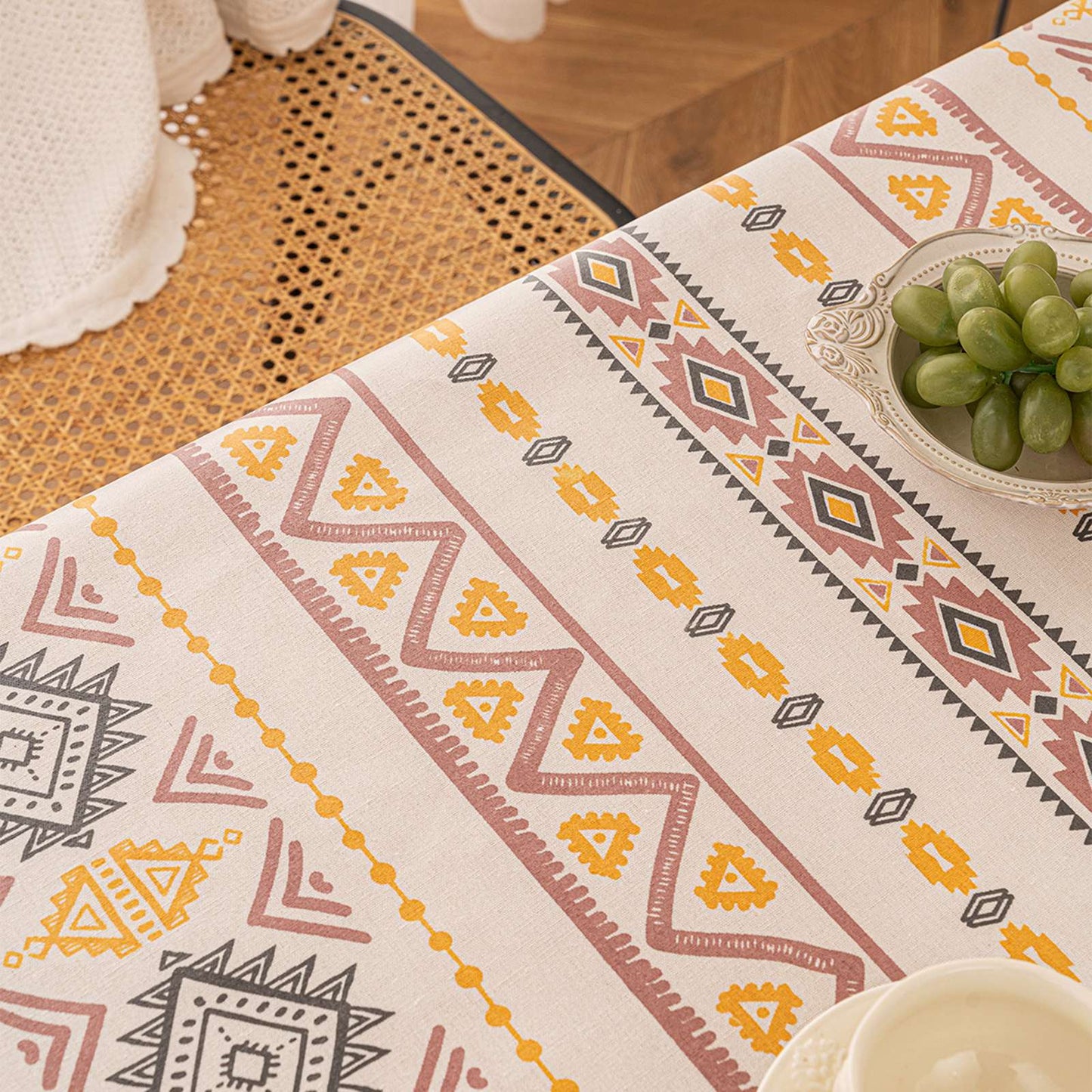 Vintage Boho Tassel Table Cloth Waterproof Cotton Linen Bohemian Tablecloth Patio Outdoor Wrinkle Free Table Protector Covers
