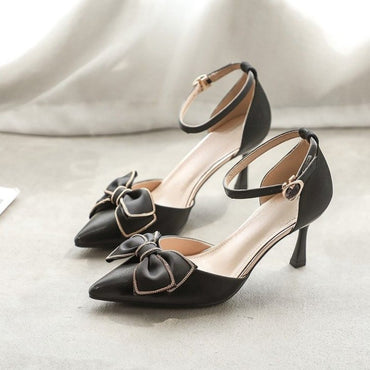 Salto Médio Sapatos Femininos Tendência Bico Fino Borboleta Stiletto Elegante Vestido Casamentos Festa de Noiva Branco Grife