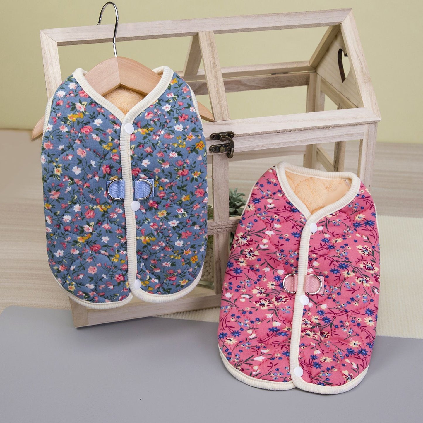 S-2XL Colete de Lã para Cães Outono Inverno Rosa/Azul Estampado Floral Colete Quente Roupa para Cães e Gatos Pequenos e Médios
