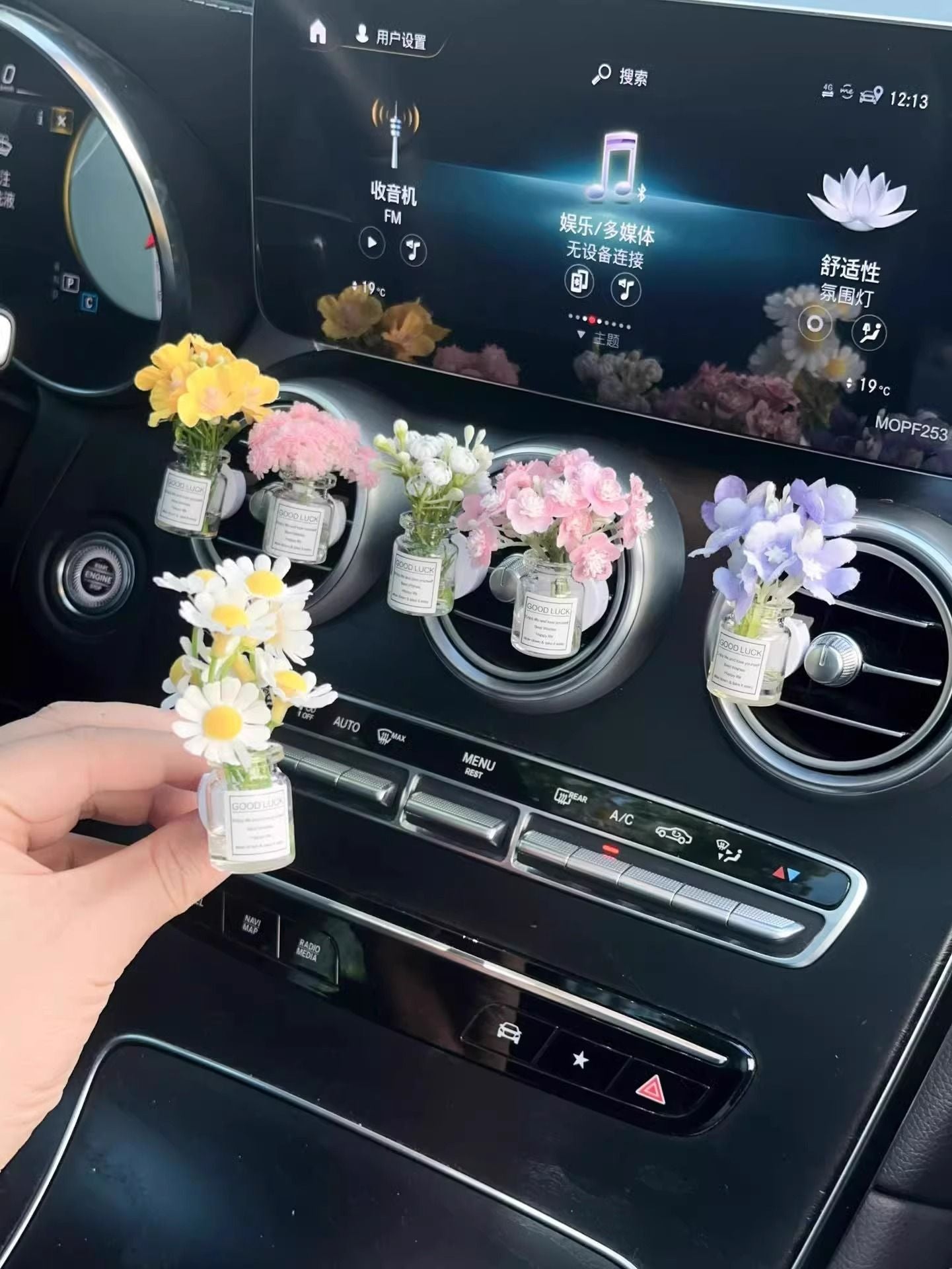 Enfeites de clipe de saída de ar do console central do carro, flores simuladas, clipe de carro, enfeites de vaso de vidro de jasmim, respira bebê para meninas, decorações