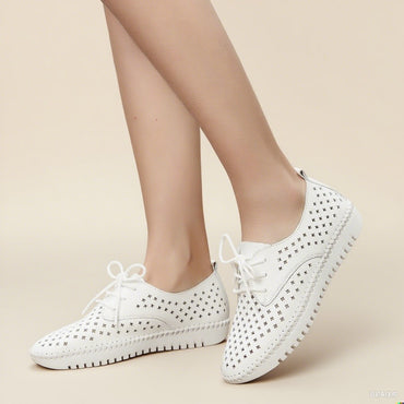 Genuine Leather ladies flats sneakers shoe Women casual loafers shoes female Hollow moccasins White Lace up canvas Boat shoes