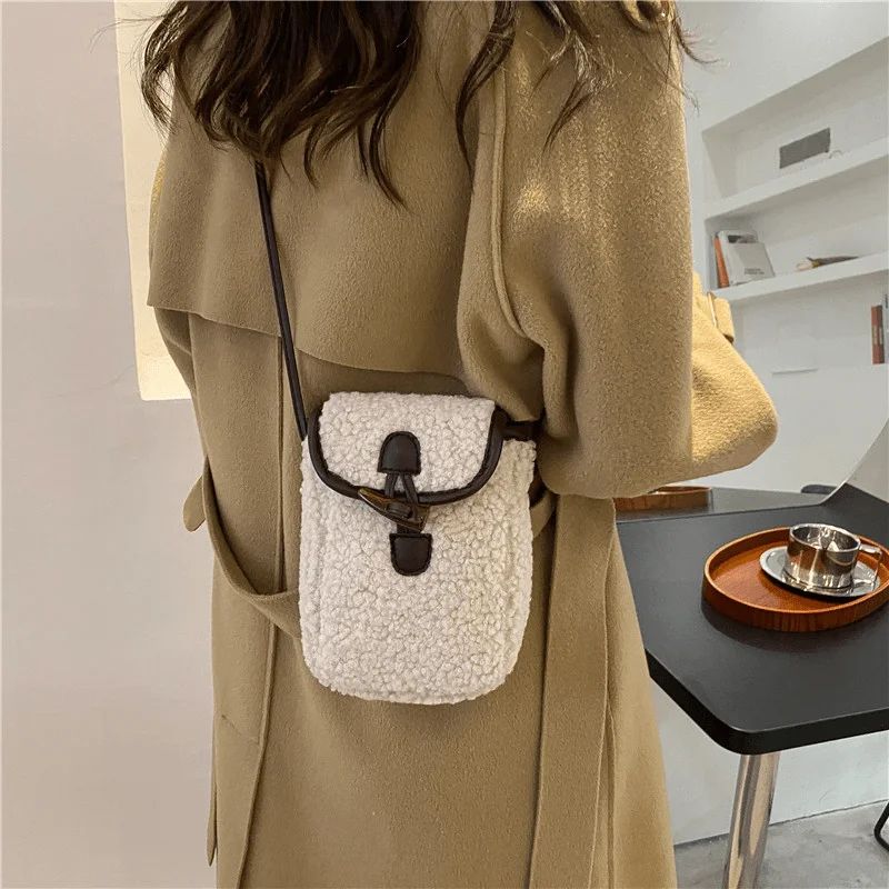 1 Pcs Women's Retro Lamb Fleece Bag Color Blocking Minimalist Mobile Phone Bag Single Shoulder Crossbody Small Bag