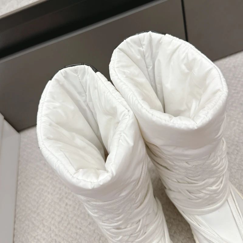 2025 New Men Boots Top Quality Platform Lace Up Winter Boot Size 35-46 Designer Fashion Women Knee High Platform Boots