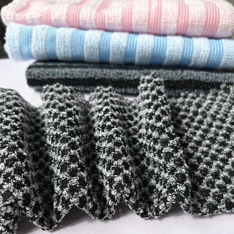 Exfoliating Washcloth Back Scrubber for Shower for Men Silver-ion Multi-Function Foam Bath Towel Ultra-Long Exfoliating Towels