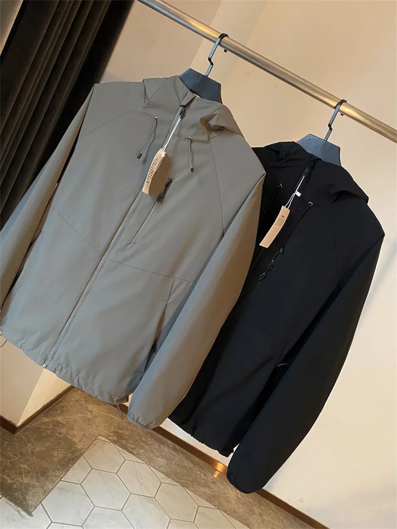 Bird Home Solid Color Version Lightweight Outdoor Windproof Tear-resistant Autumn Men's Sports Casual Hooded Jacket