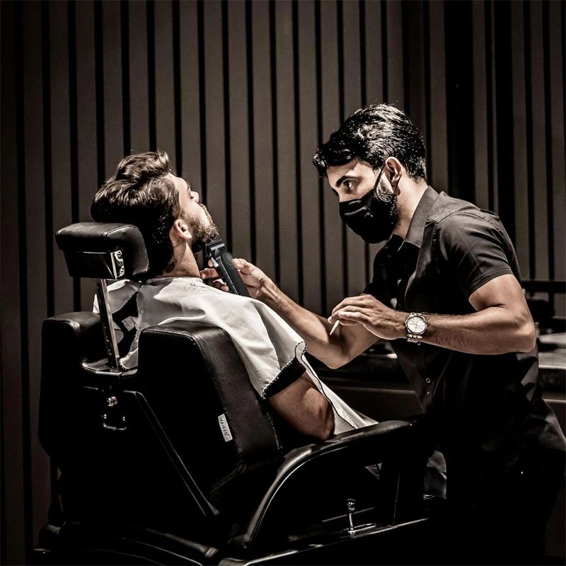 Kemei KM-2299 KM-2024 Professional Barber Cordless Electric Hair Clippers USB Rechargeable Hair Trimmers Hair Cutting Machine