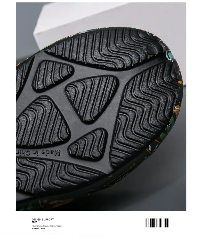 Clogs Men Waterproof Non-Slip Home Winter Warm Men Slippers Non-slips Ladies Soft Slippers Memory Foam Couples Shoes