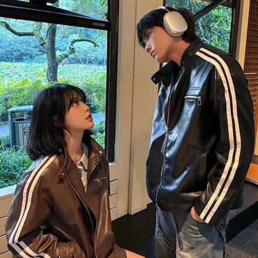 Retro Leather Jacket Men Women American Patchwork Strip Racing Outerwear Loose Hip Hop Zippers Brown PU Coat Streetwear Spring