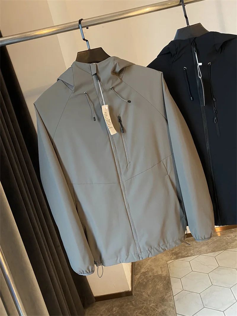 Bird Home Solid Color Version Lightweight Outdoor Windproof Tear-resistant Autumn Men's Sports Casual Hooded Jacket