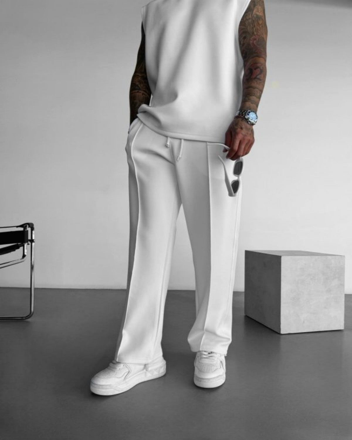 2025 Spring and summer men's new four seasons loose straight tube sports casual pants comfortable suit pants drawstring waistban