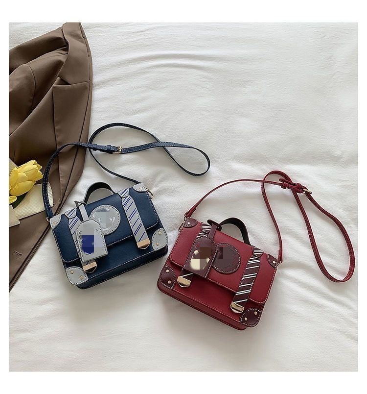 Magic Academy Style Cambridge Bag Handheld Crossbody British Style Postman Bag