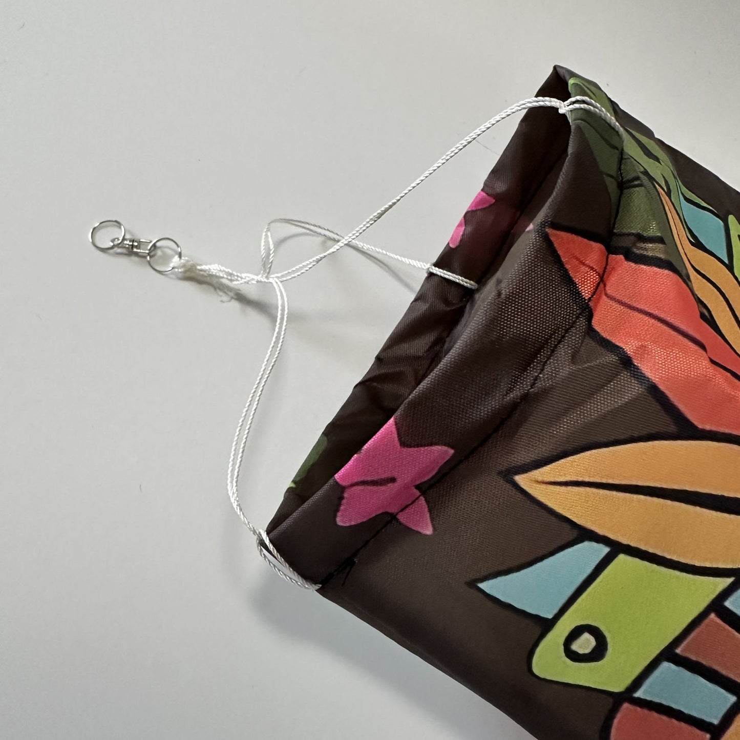 1 pcs Luan Tiki Totem Outdoor Windsock ,Tropical Party Celebration Garden Windsock decoration Aloha Hawaiian Ocean Decor