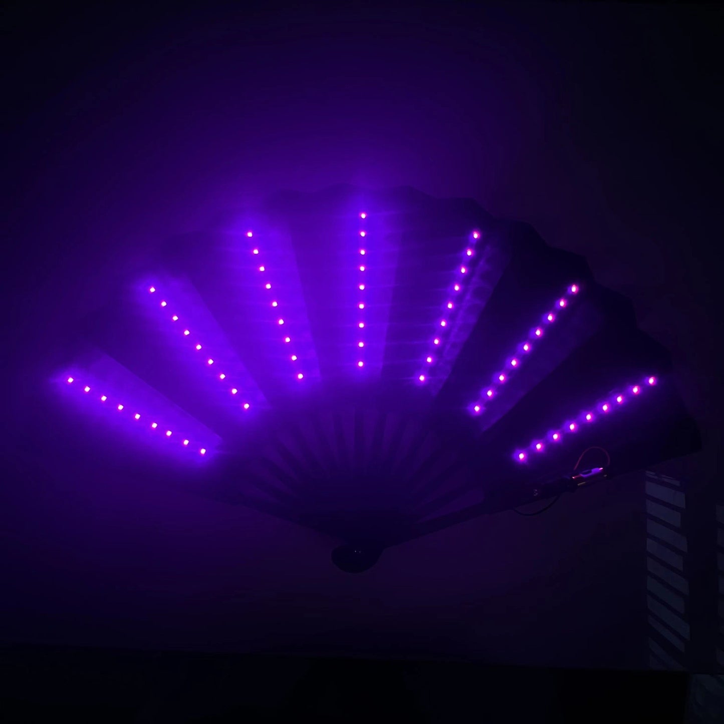 Glow Folding Led Fan Dancing Light Fan Night Show Halloween Christmas Rave Festival Accessories Glow in The Dark Party Supplies