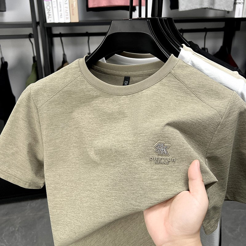 2025 New Men's Korean Style Fashion Badge Short Sleeved Sleeve Round Neck T-shirt Casual and Comfortable Summer Versatile Top
