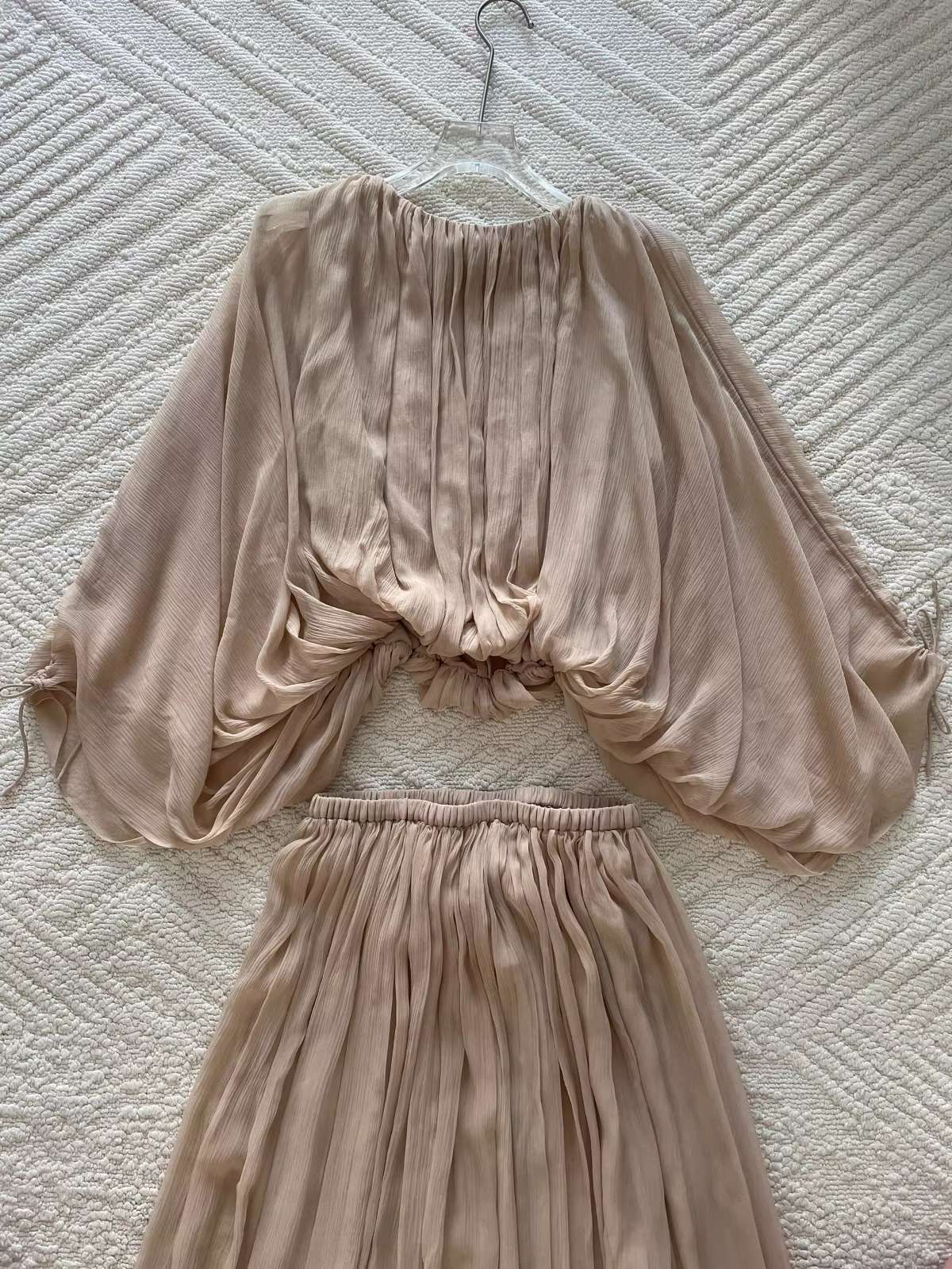 Ladies 100% Silk Elegant Set Pure Color Drawstring Long Sleeve Round Neck Shirt + A-Line Elastic Waist Maxi Skirt Holiday Suits