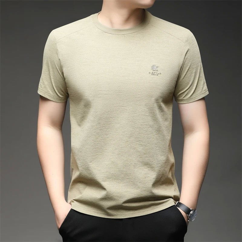 2025 New Men's Korean Style Fashion Badge Short Sleeved Sleeve Round Neck T-shirt Casual and Comfortable Summer Versatile Top