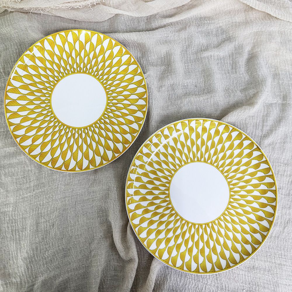 Conjunto de Mesa Elegante em Porcelana Fina Europeia Louça Ocidental Prato de Bife Prato Raso Prato de Dim Sum Faca Garfo Doméstico Prato de Bife